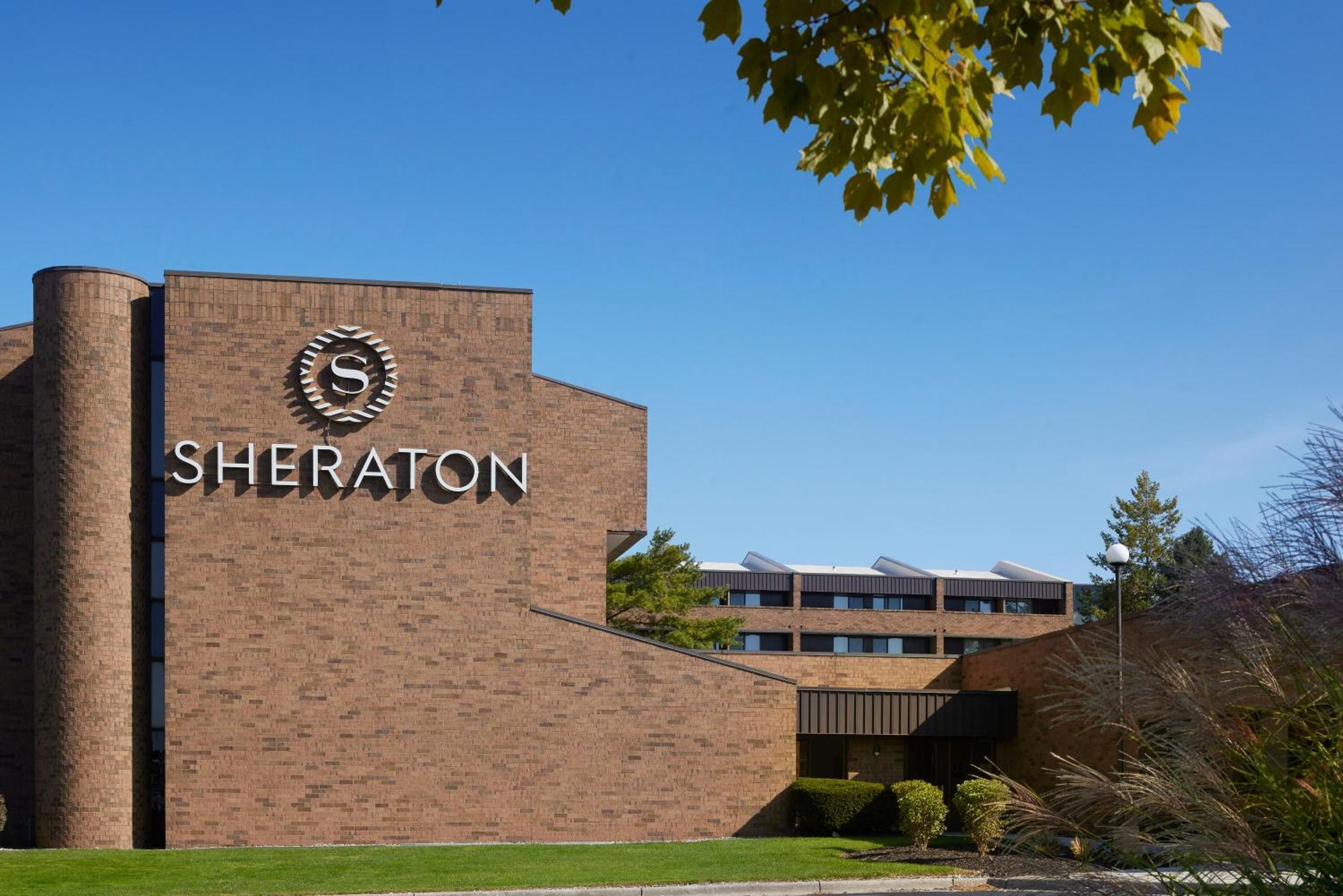 Sheraton Grand Rapids Airport Hotel Cascade Dış mekan fotoğraf