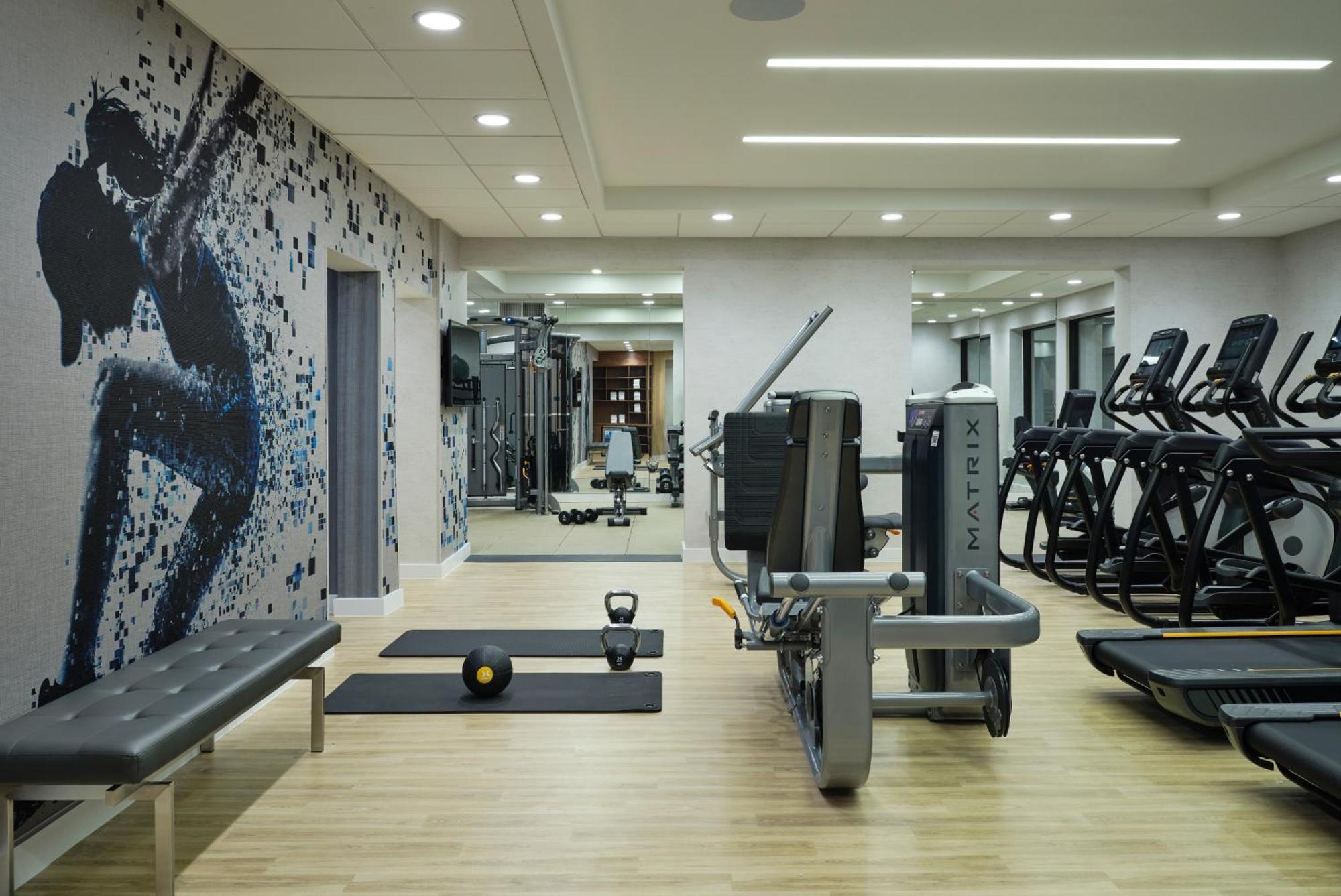 Sheraton Grand Rapids Airport Hotel Cascade Dış mekan fotoğraf