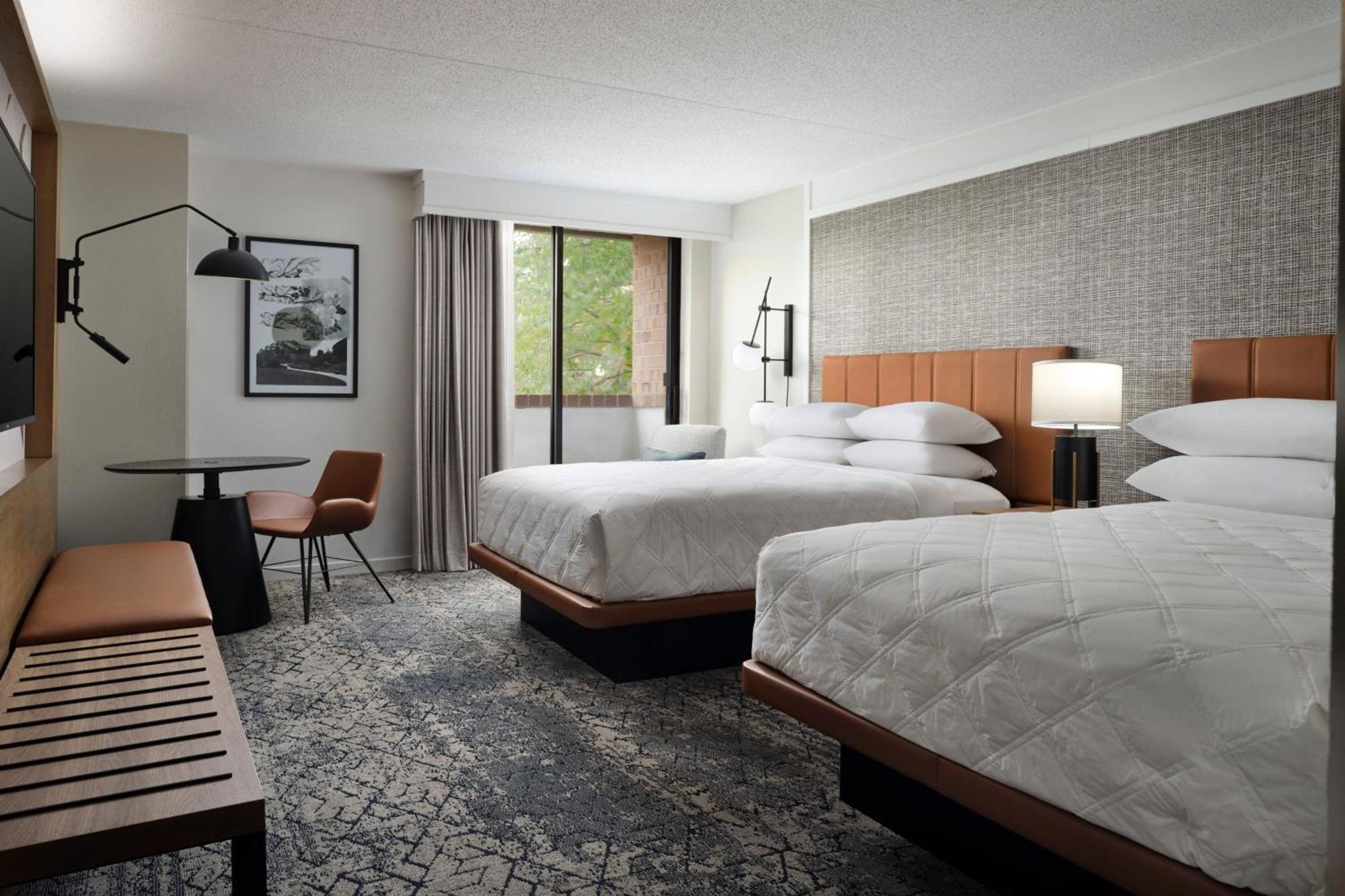 Sheraton Grand Rapids Airport Hotel Cascade Dış mekan fotoğraf