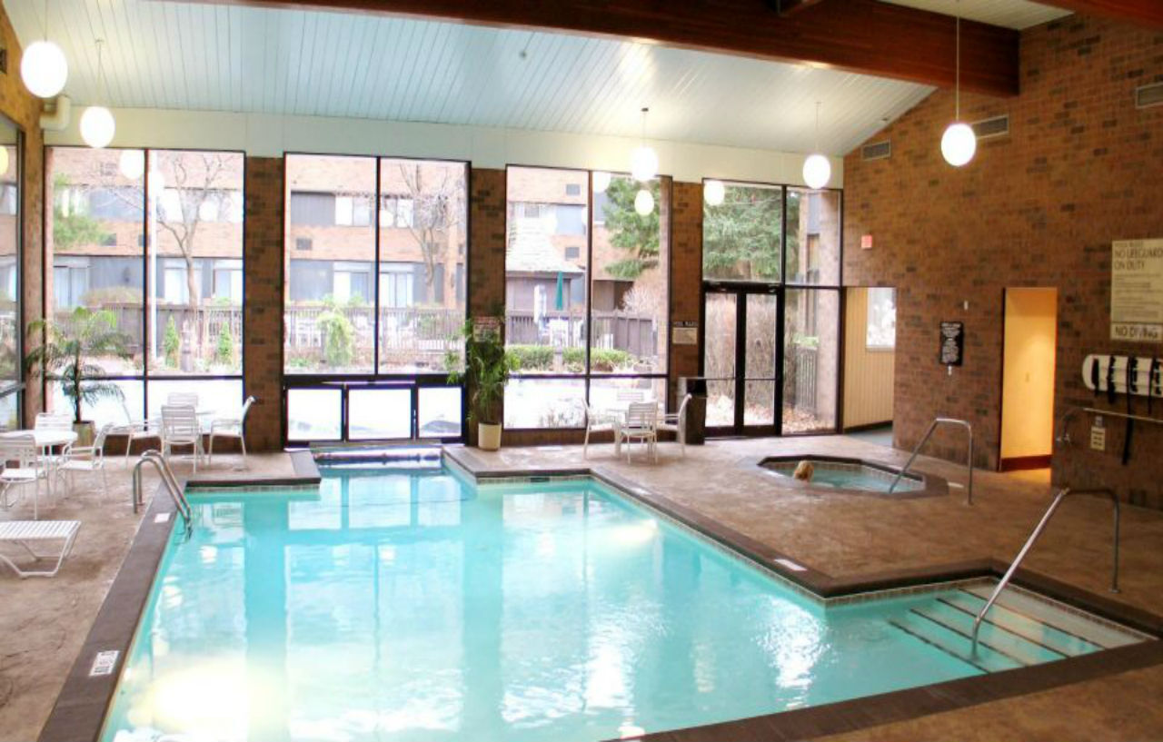 Sheraton Grand Rapids Airport Hotel Cascade Dış mekan fotoğraf